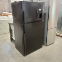 36"W Fridge Freezer with Water Dispenser in Black