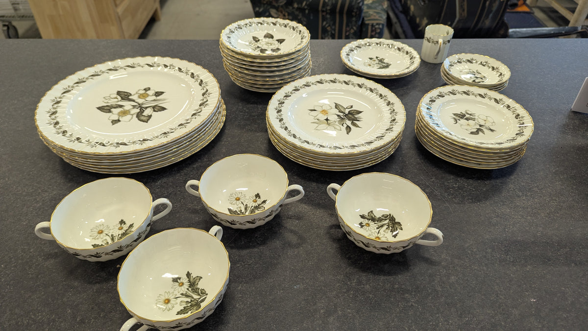 40 Piece Floral China Set