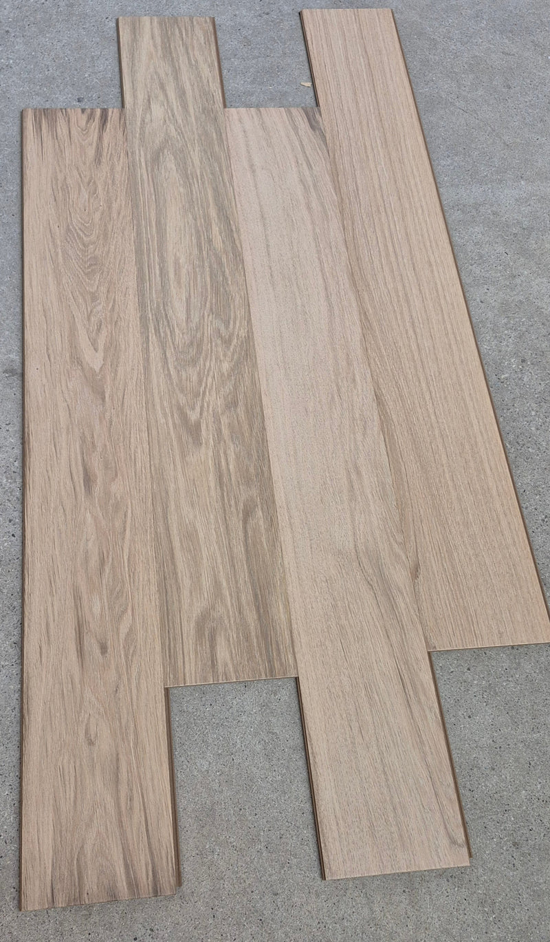 Malibu Wide Plank French Oak Crown 3/8" T x 6.5" W  Eng. Click Hardwood Flooring (23.64 sq.ft./case)