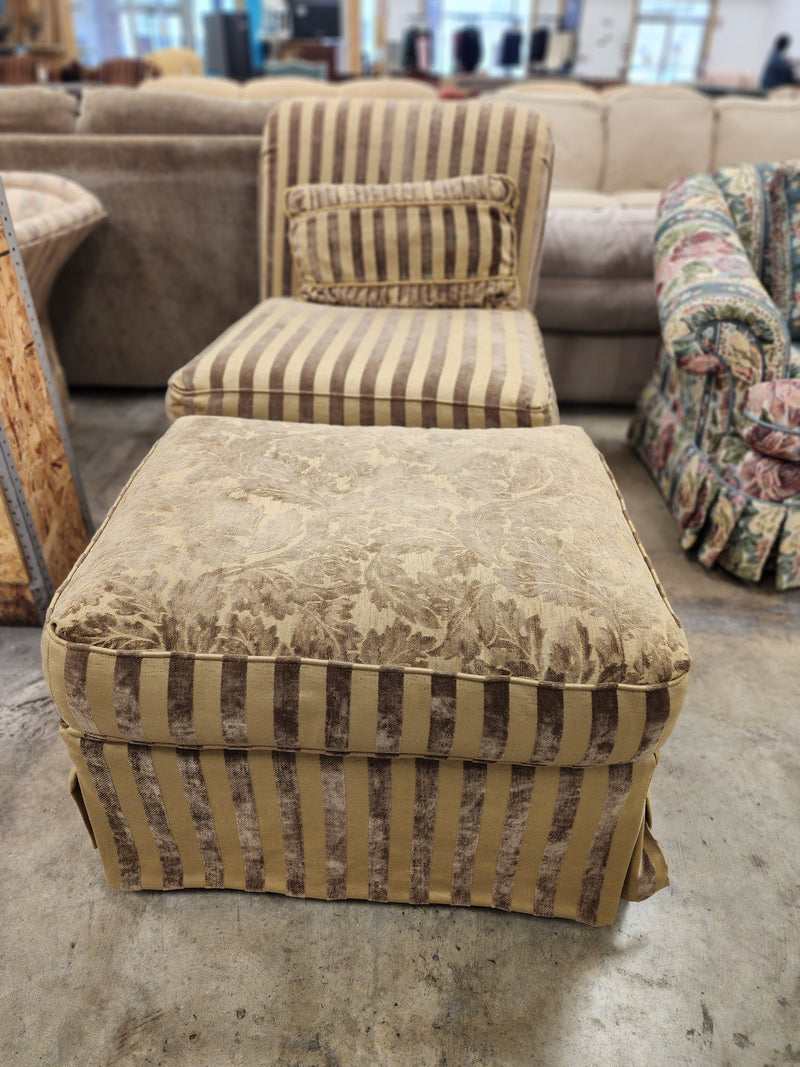 Classic Floral Armless Chair with Ottoman