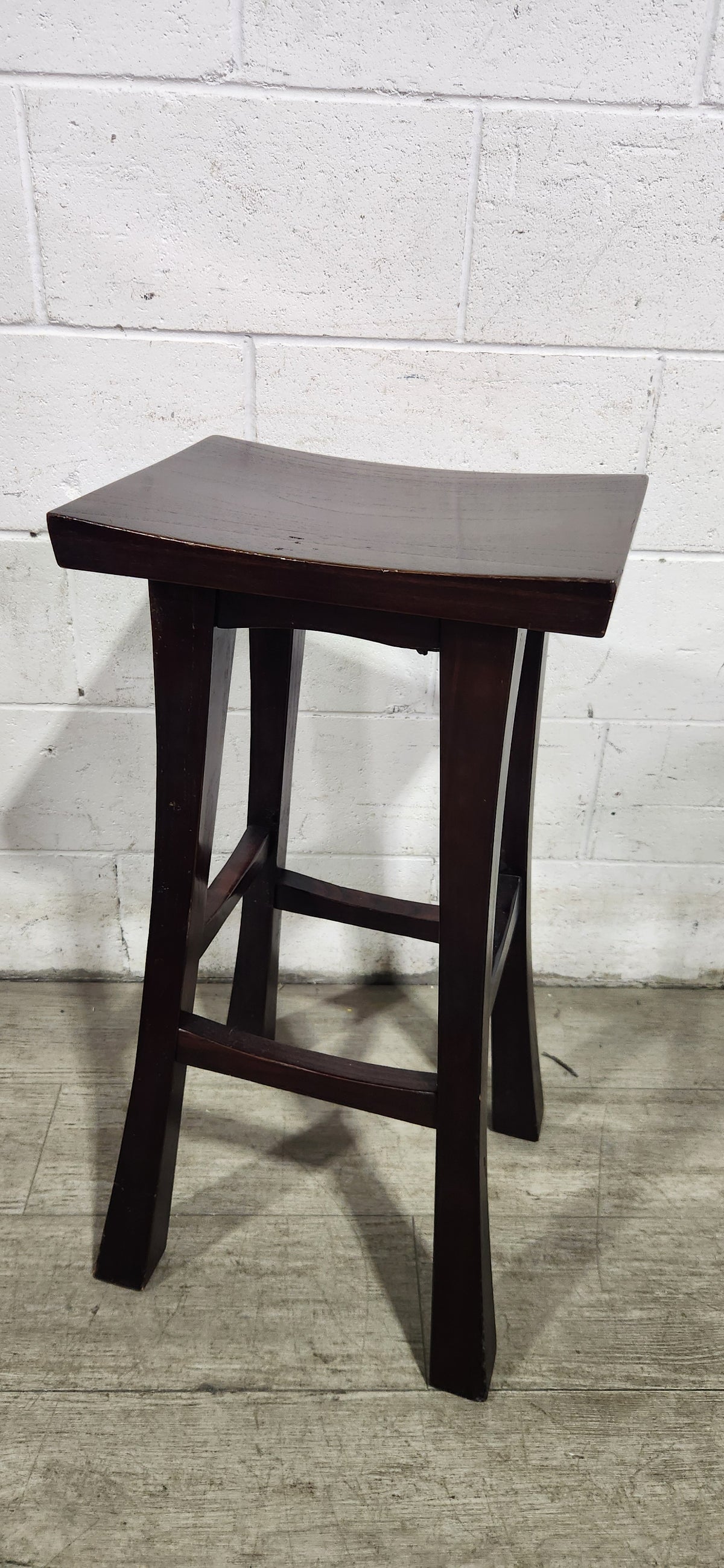 Mahogany Timber Saddle Bar Stool