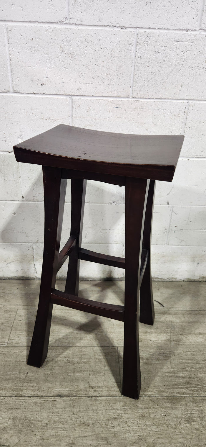 Mahogany Timber Saddle Bar Stool