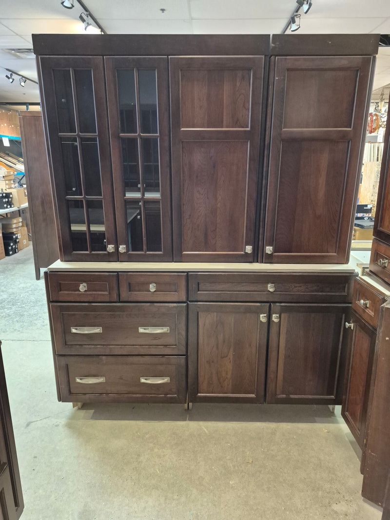 Solid Wood Custom Kitchen with Island