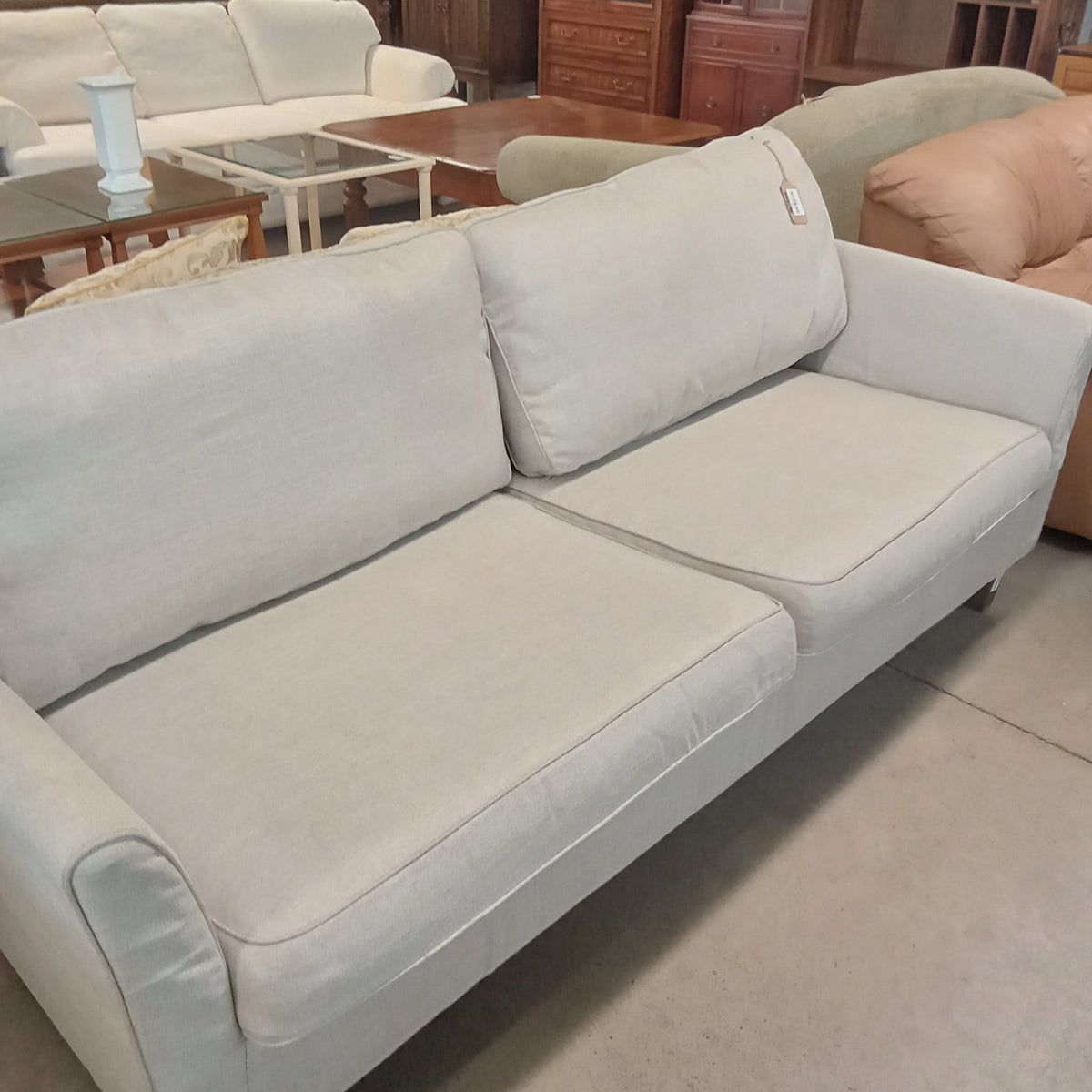 81"W Large Love Seat in Gray Fabric