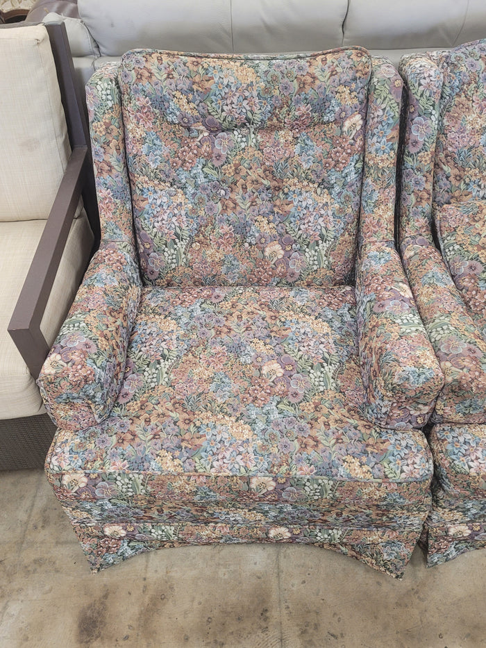 Vintage-Style Upholstered Armchair With Multi-colored Floral Pattern