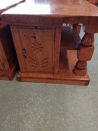 24"W Knotty Pine End Table with Storage