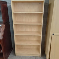 31.5"W Book Case in Faux Wood Laminate