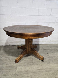 Round Pedestal Dining Table
