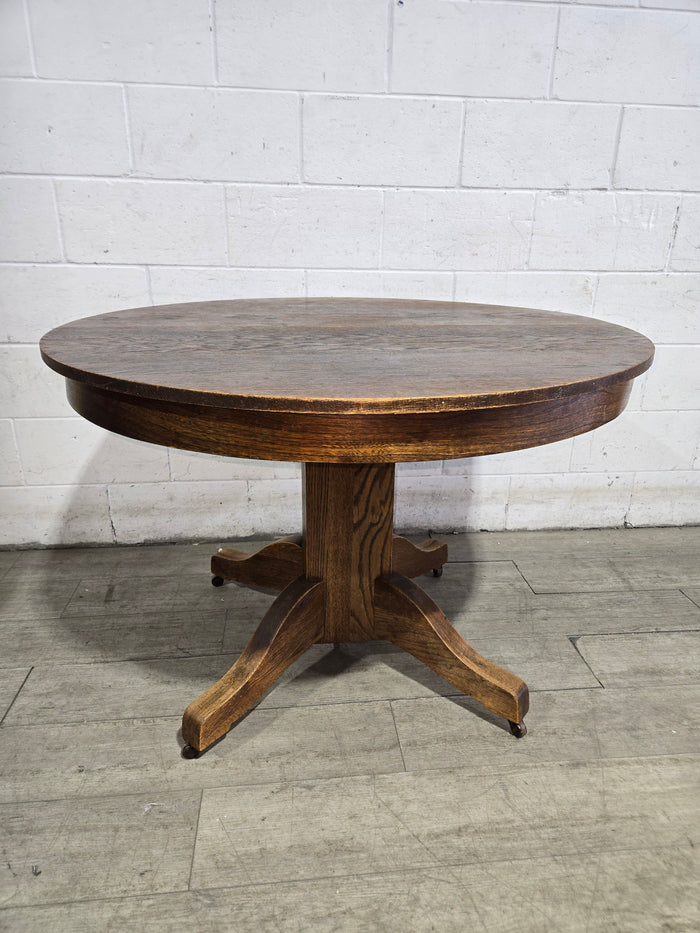 Round Pedestal Dining Table