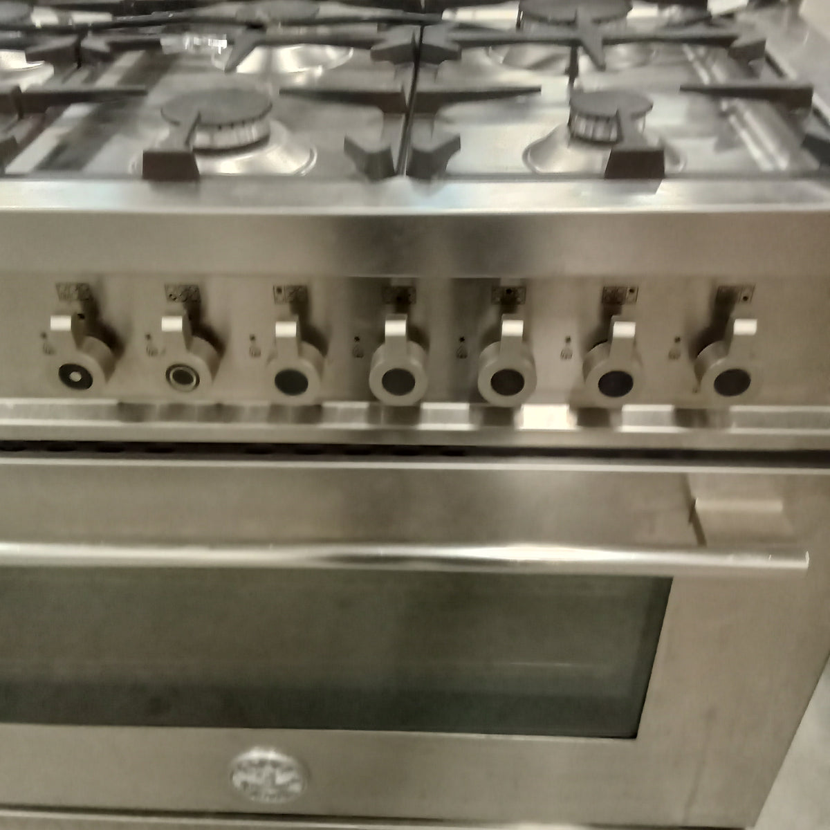 36"W 6-Burner Gas Stove in Stainless Steel