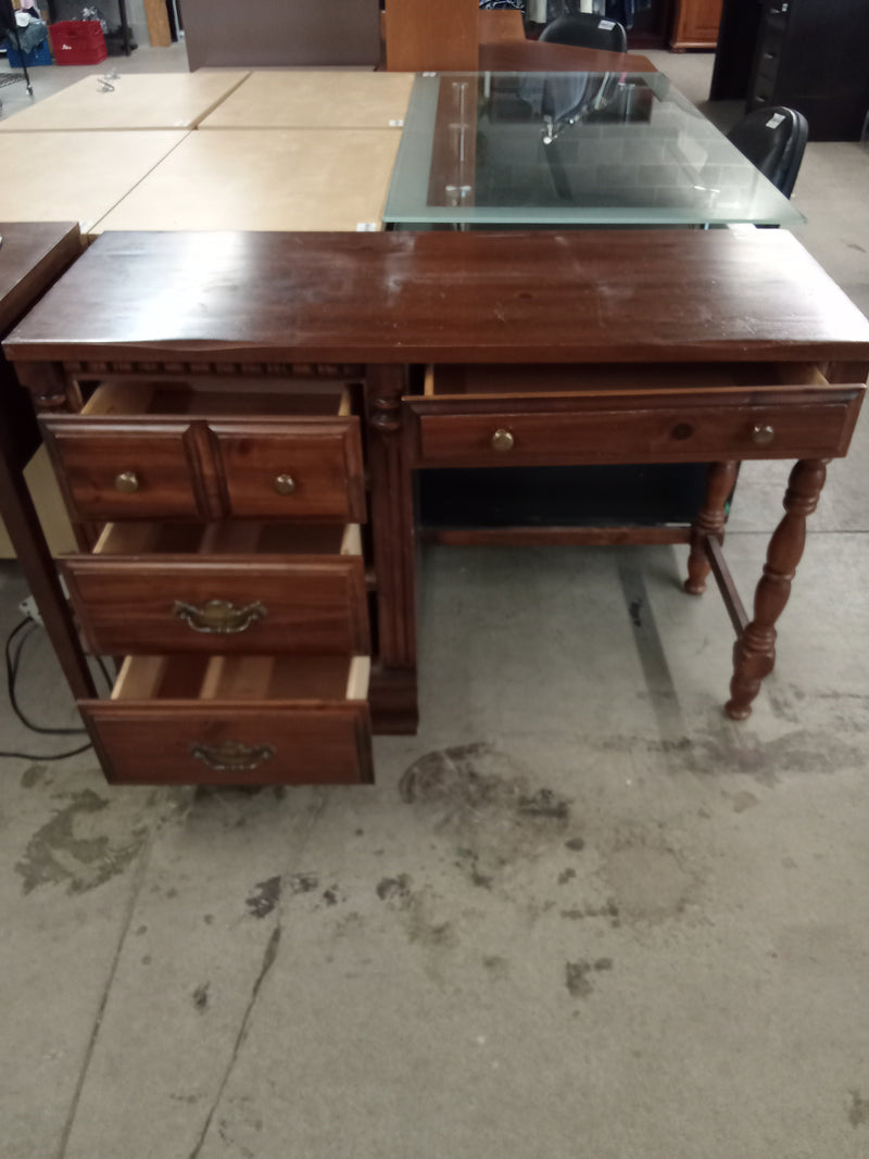 46"W Single Pedestal Desk