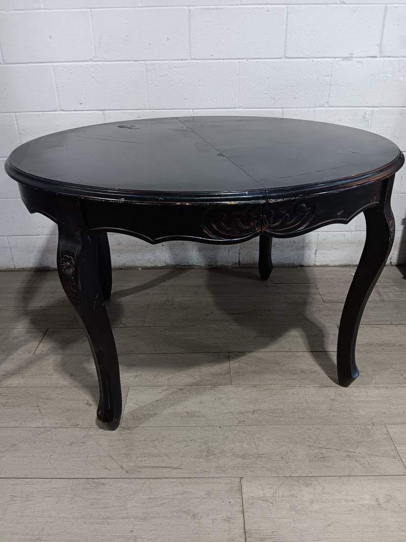 Elegant Dark Wood Extendable Dinning Table
