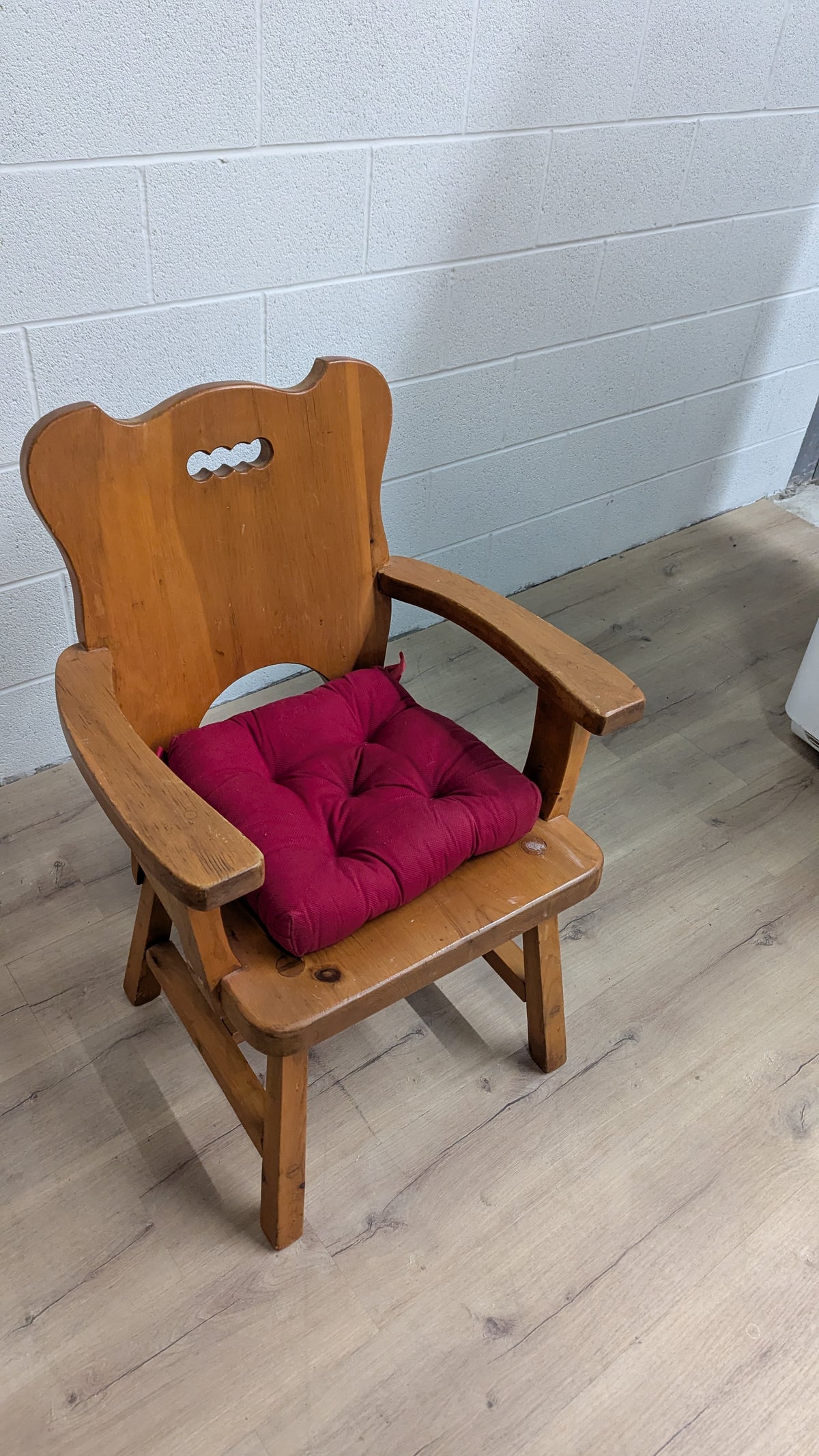24"W Pine Dining Chair w/ Captain's Armrests