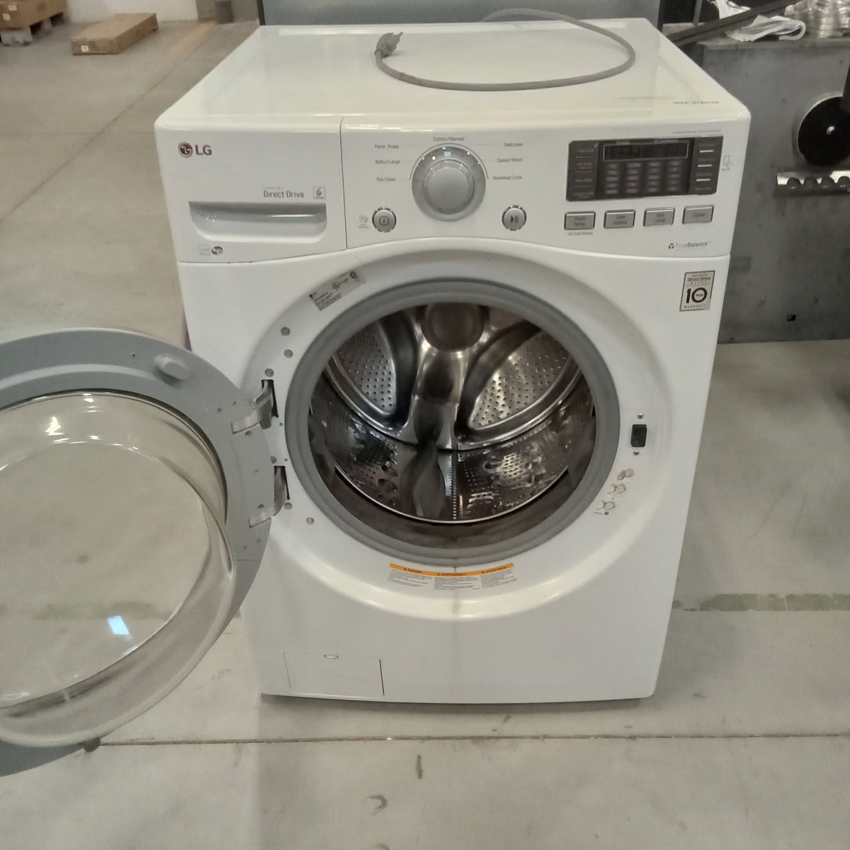 27"W Front Load Washing Machine