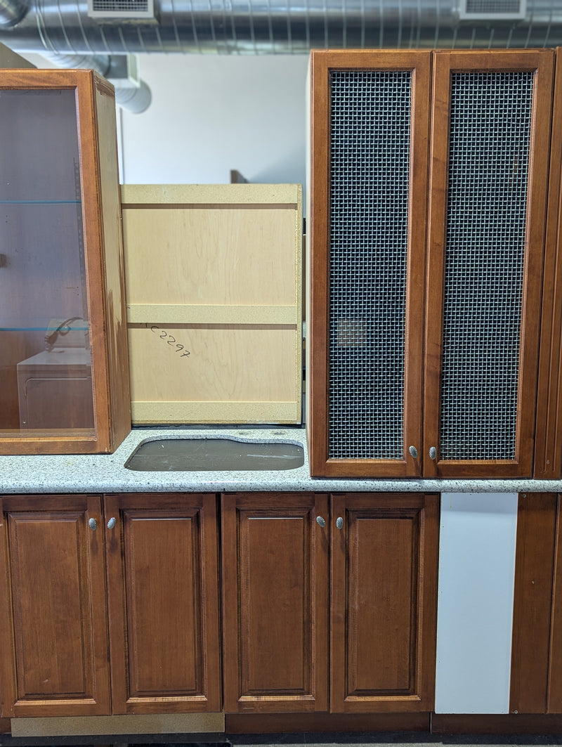 Medium Brown Kitchen (4 Upper & 9 Base Cabinets)