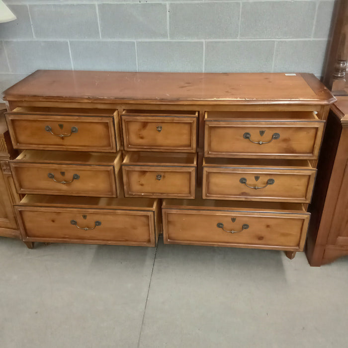 66"W 8-Drawer Dresser in Solid Wood