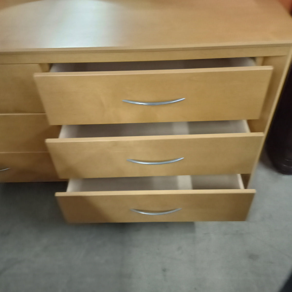 38"W 6-Drawer Modern Style Dresser with Mirror
