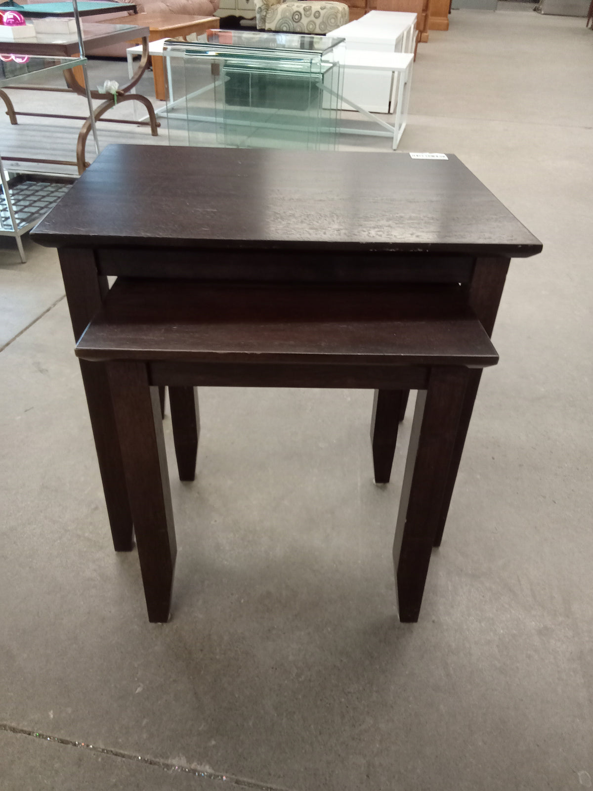 21.5"W Set of Two Nesting Tables in Wood