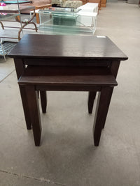 21.5"W Set of Two Nesting Tables in Wood