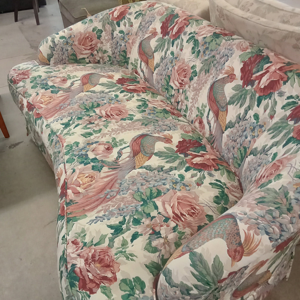 72"W Love Seat with Guinea Fowl Pattern
