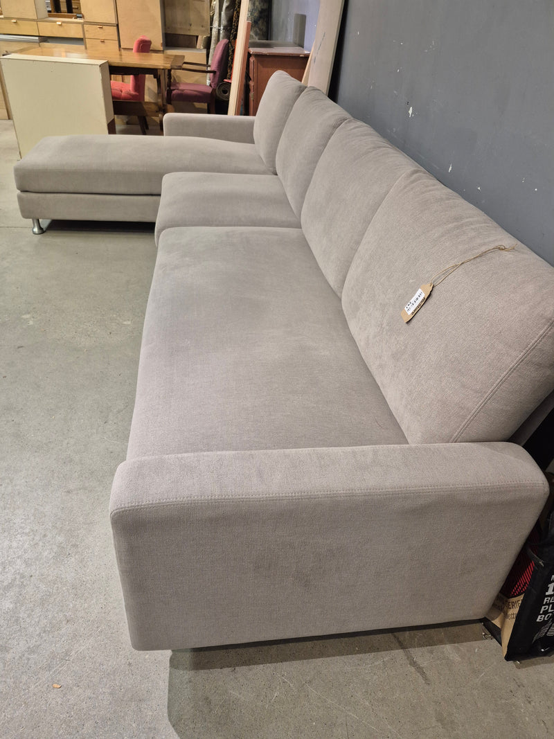 King Living – Delta Modular Sofa