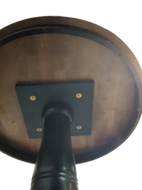 Single Pendant Round Table