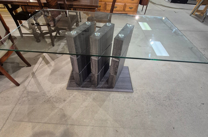 Contemporary Tempered Glass Dining Table
