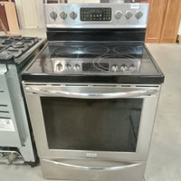 30"W Electric Stove with Flat Top