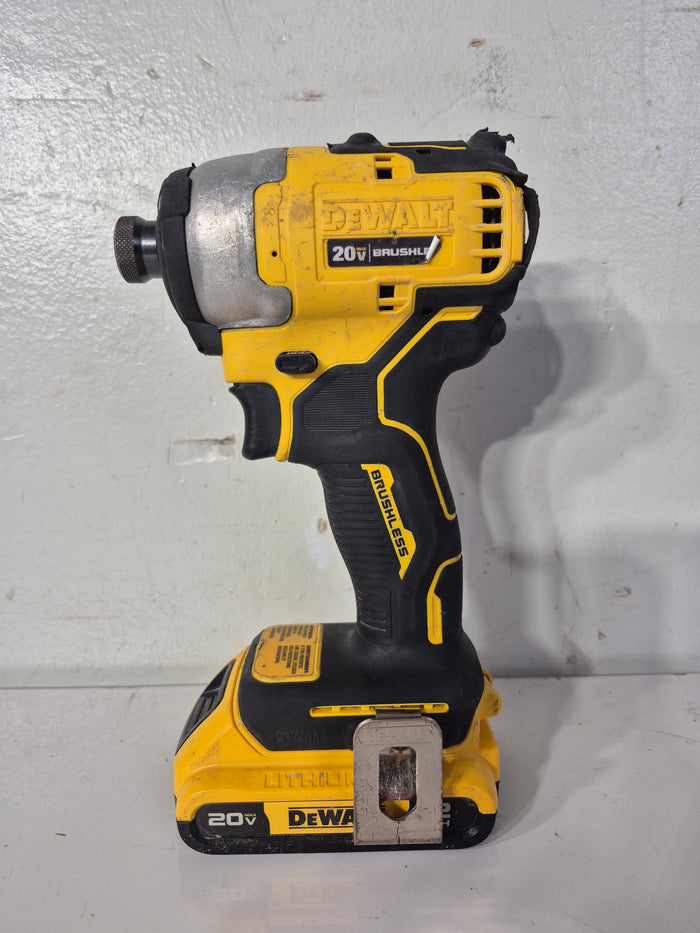 DEWALT 20V Max Atomic Impact Driver w/Battery