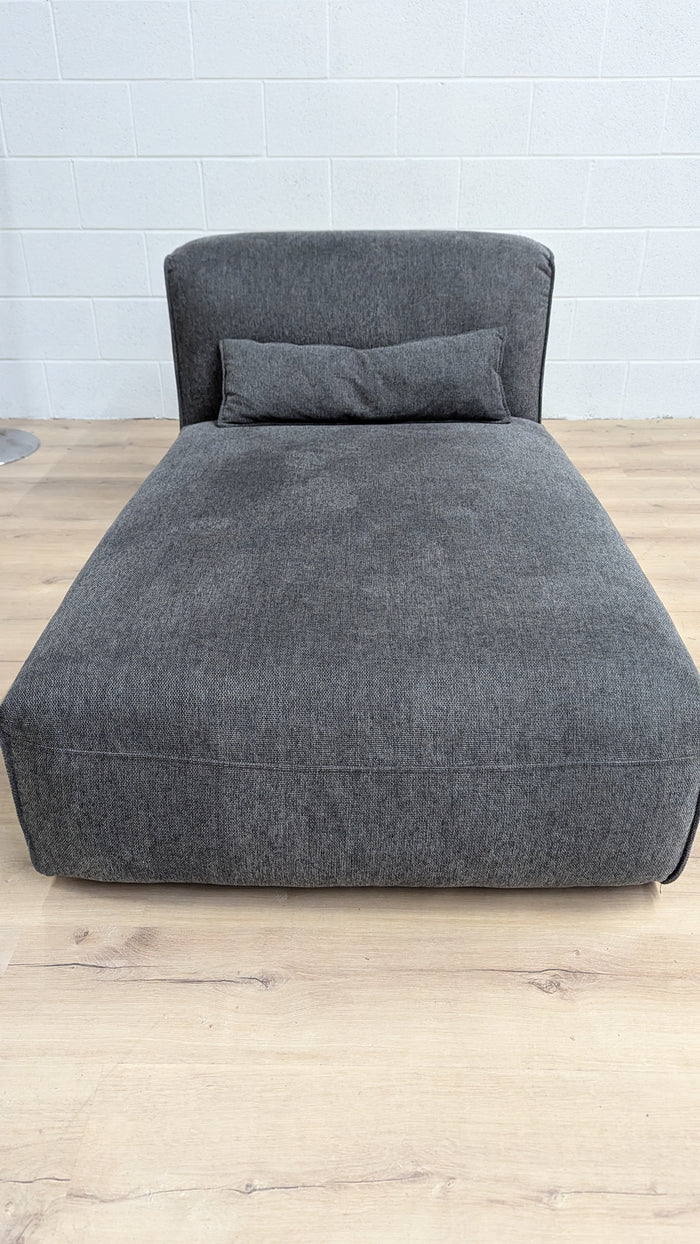 34"W Grey Chaise
