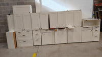 Kitchen Cabinet Set $1,050