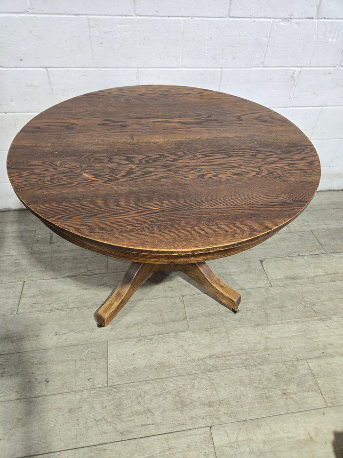 Round Pedestal Dining Table