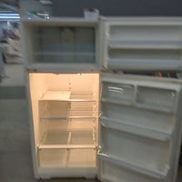 28"W White Fridge Freezer