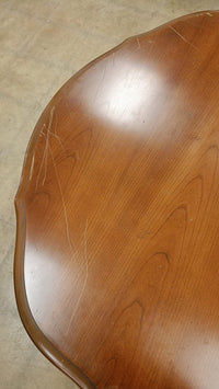 Traditional Design Wood Top Table