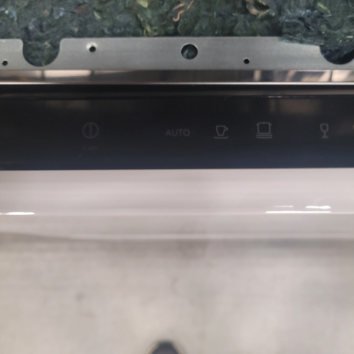 24" Dishwasher in White