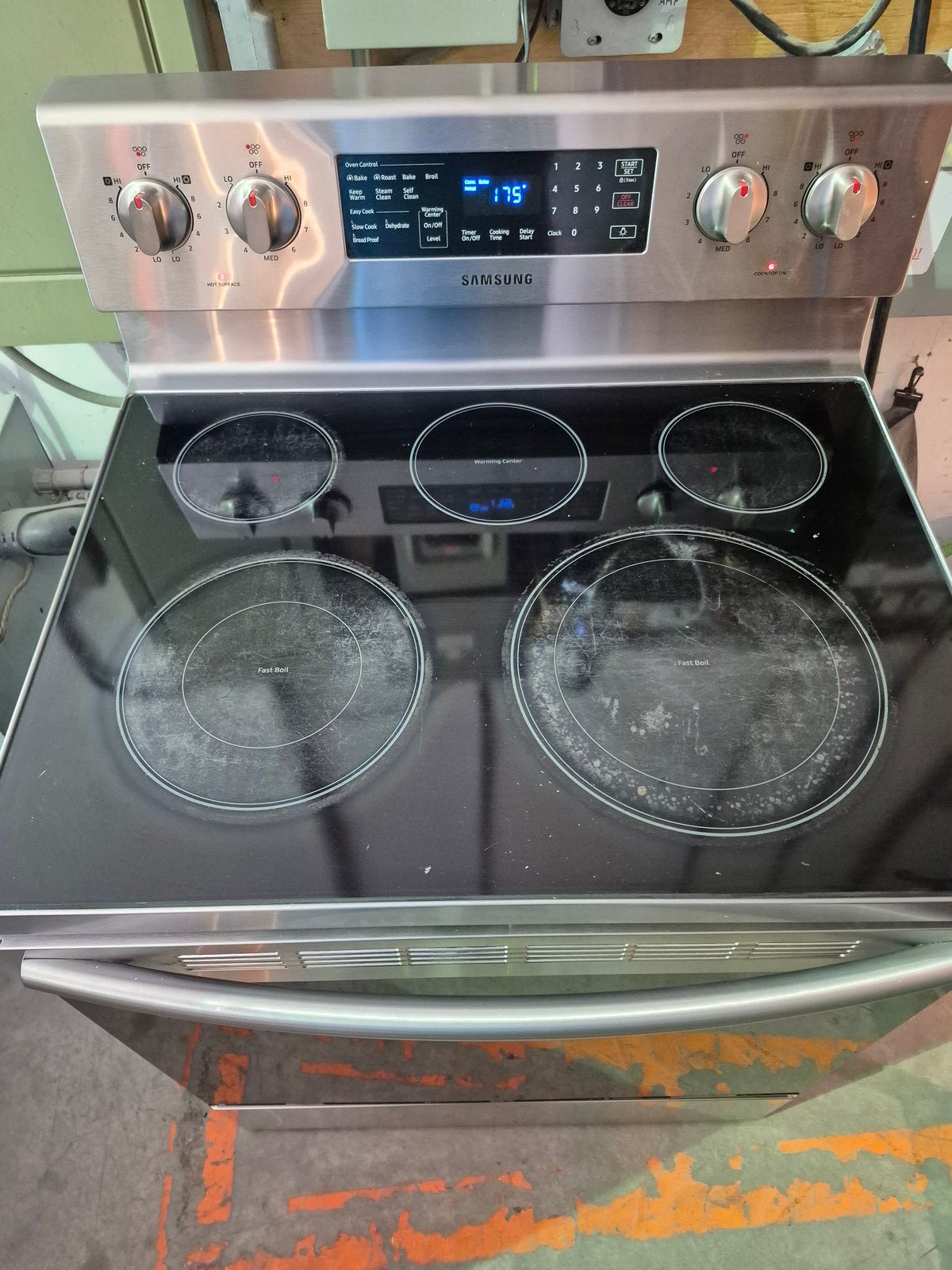 Samsung 30" Stainless Steel Electric Range w/Convection Oven