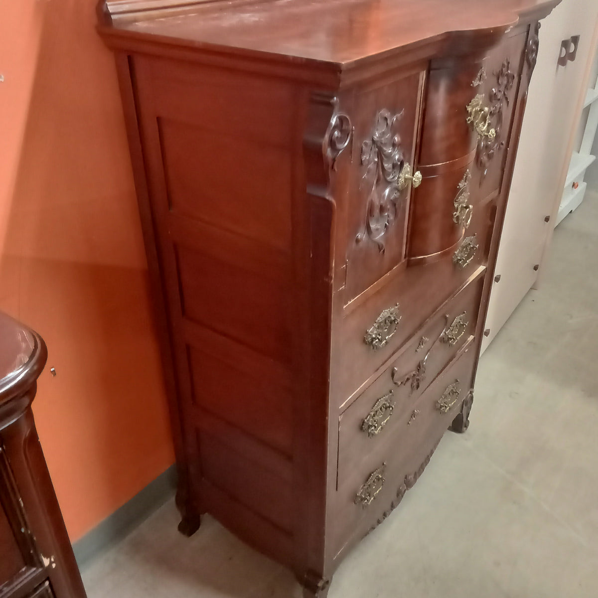 34.5"W Vintage Dresser With Mirror