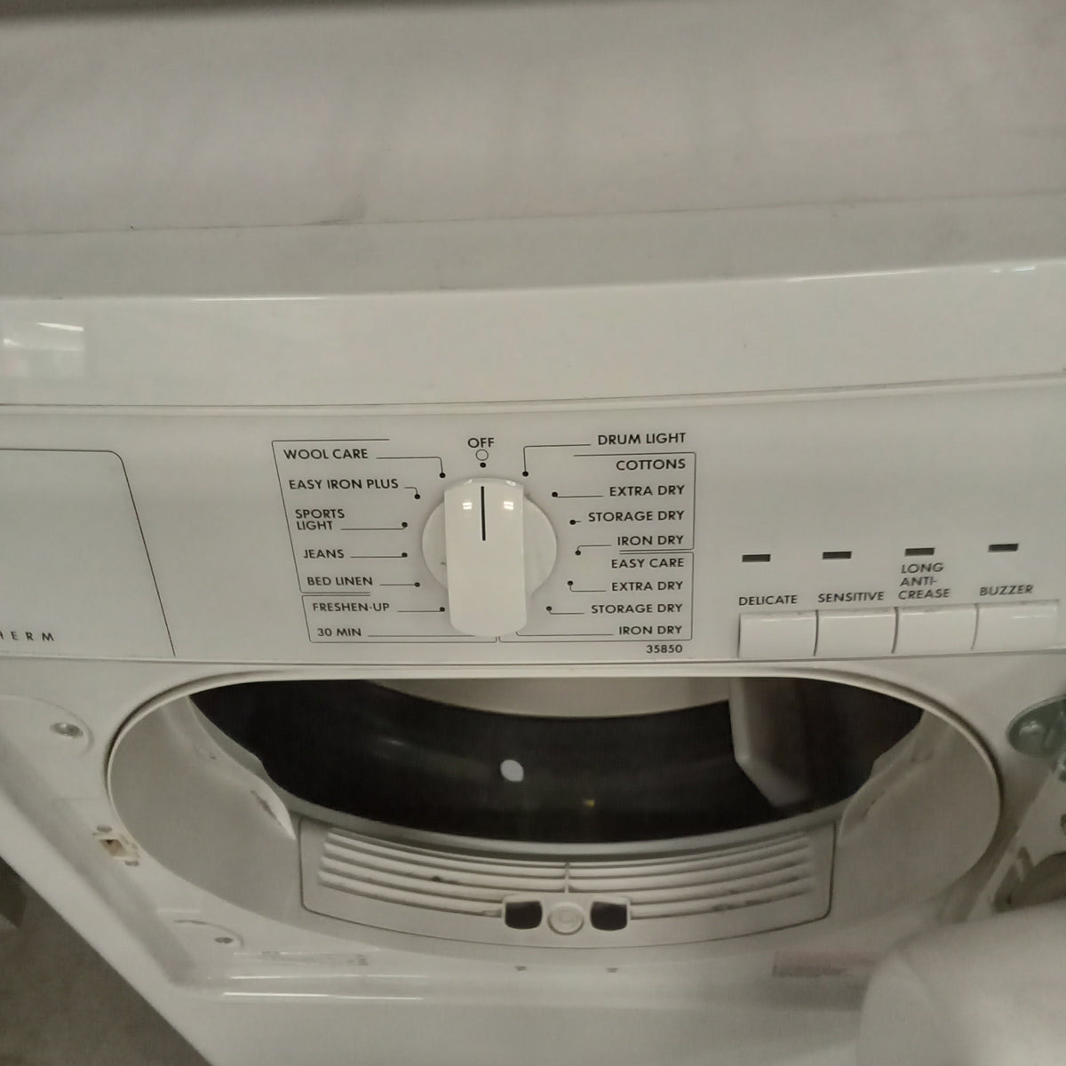 23.5"W Apartment Sized Dryer