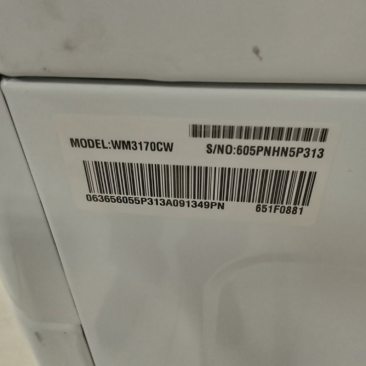 27"W Front Load Washing Machine