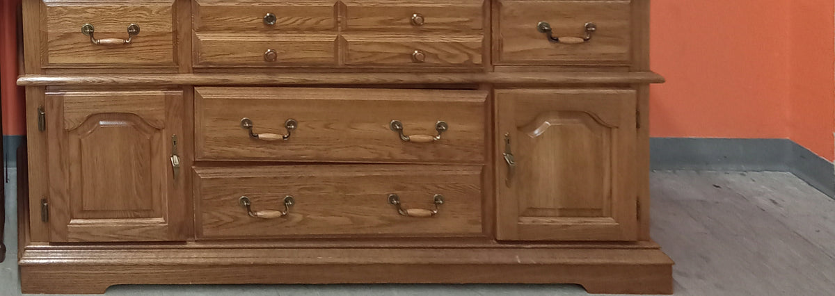 63.5"W 5-Drawer Dresser with Mirror
