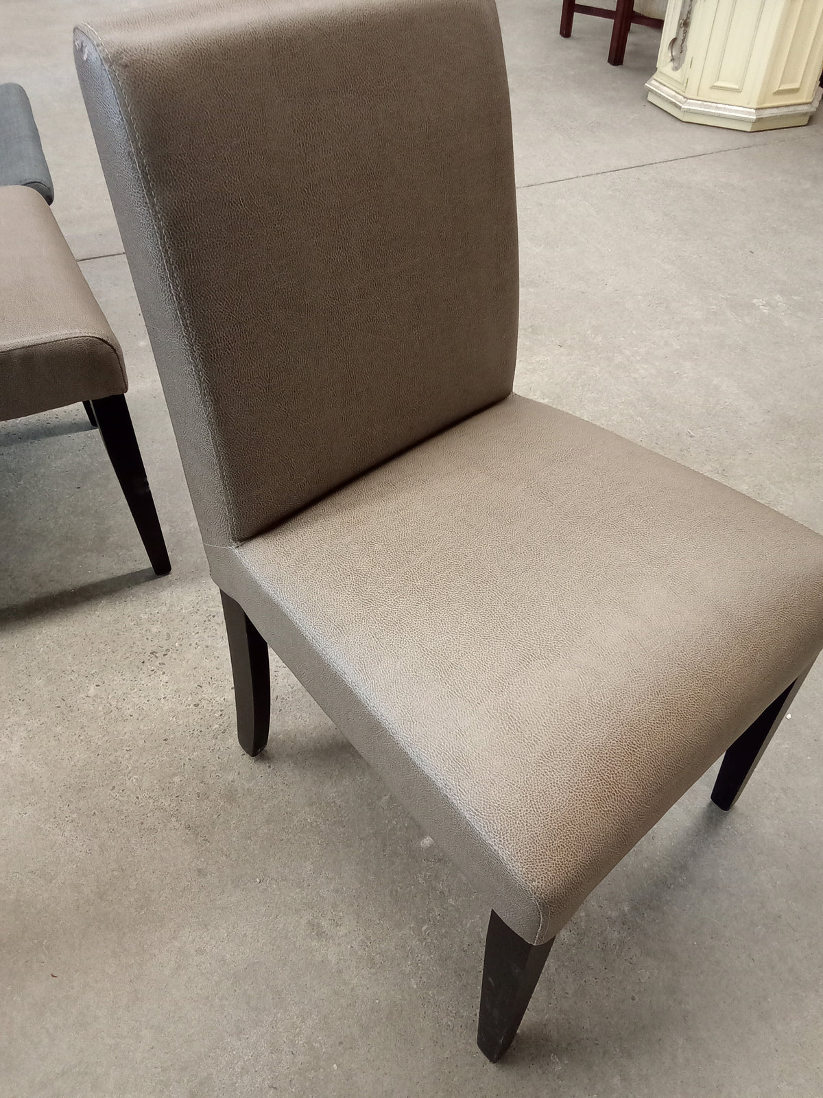 Dawn Low Parson Chair