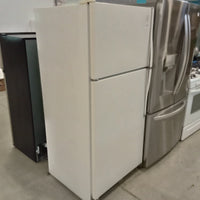 29"W Fridge Freezer in White