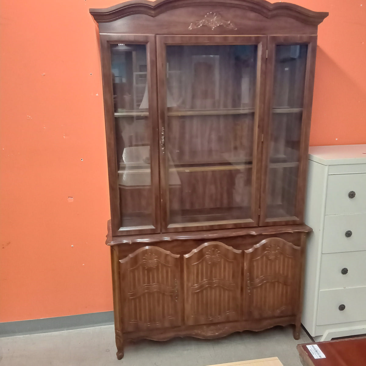 48"W 1-Piece China Cabinet