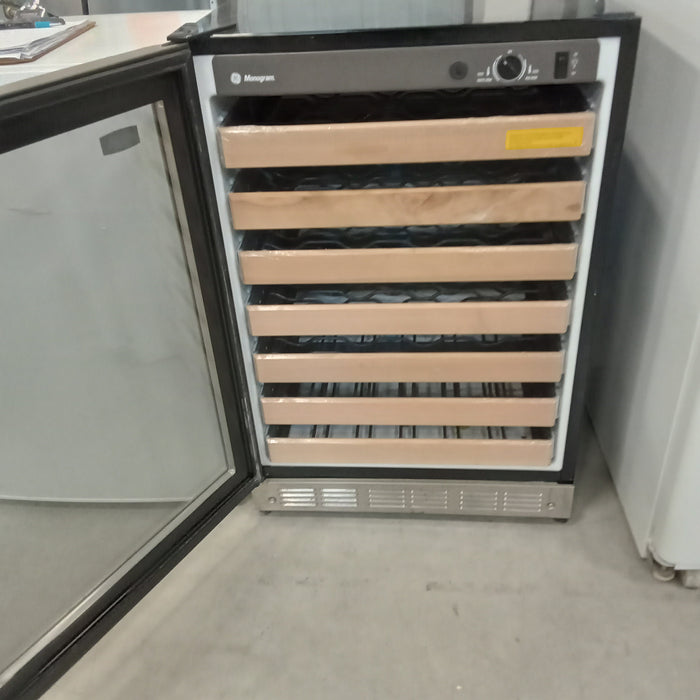 23.5"W 28 Bottle Capacity Wine Fridge