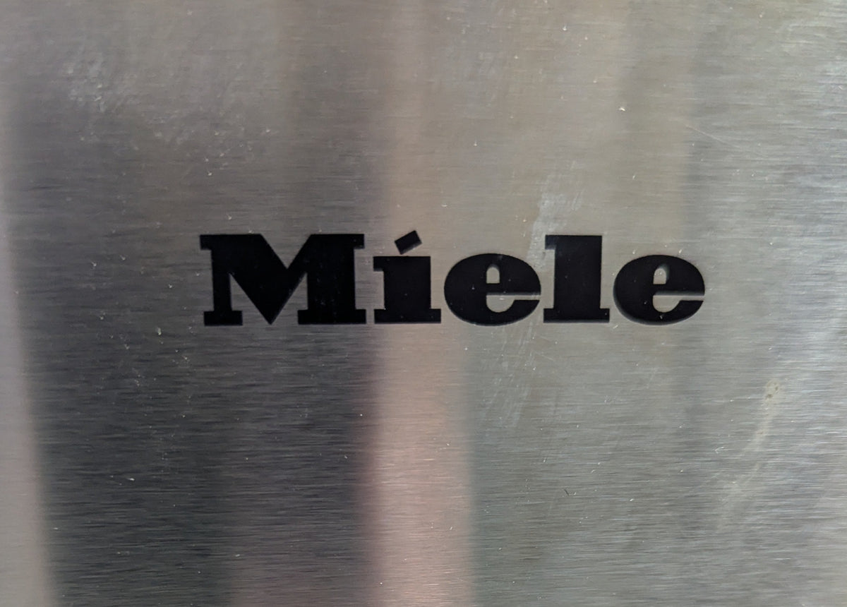 MIELE Novotronic Built-In Single Oven In Stainless Steel