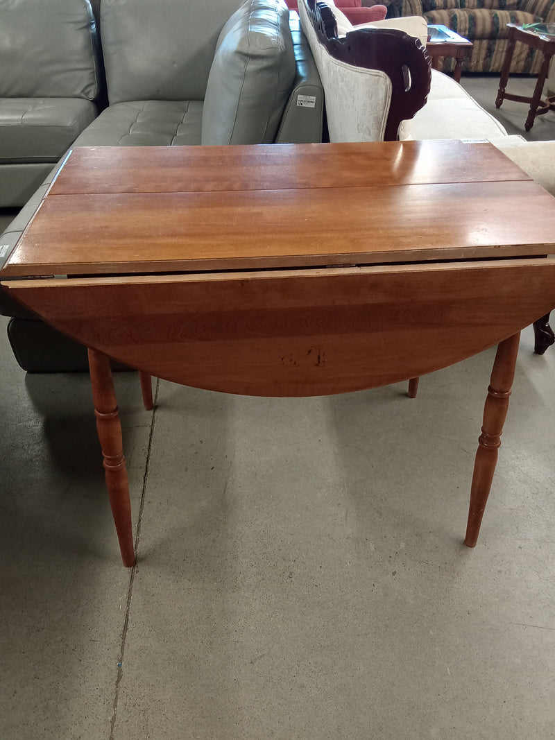 36"W Drop Leaf Dining Table