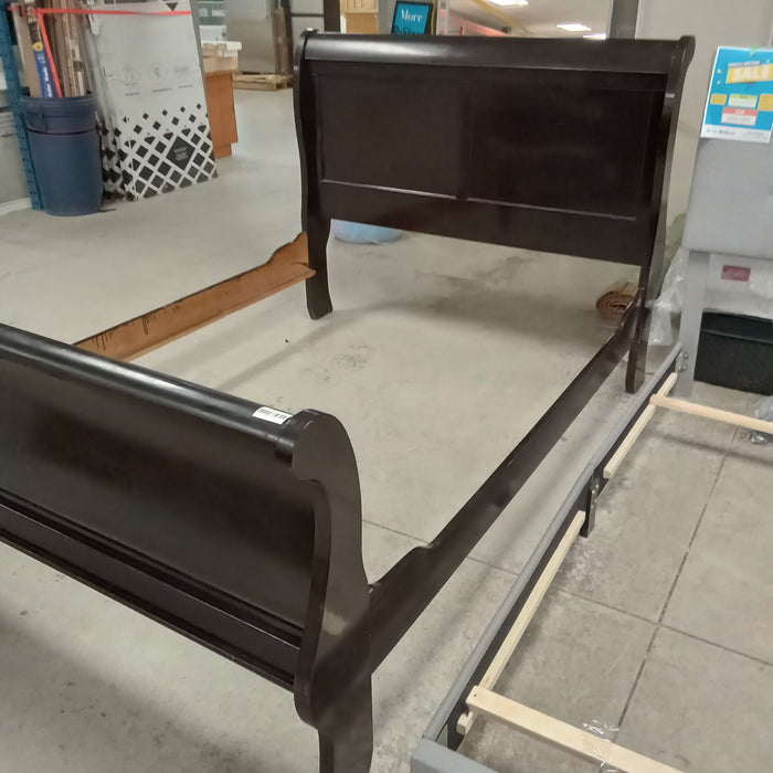 63.5"W Wooden Bed Frame - Queen