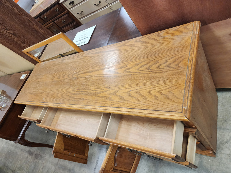 Solid Wood 7 Drawer Dresser with Mirror