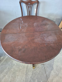 42"Round Dining Set with 4 Chairs