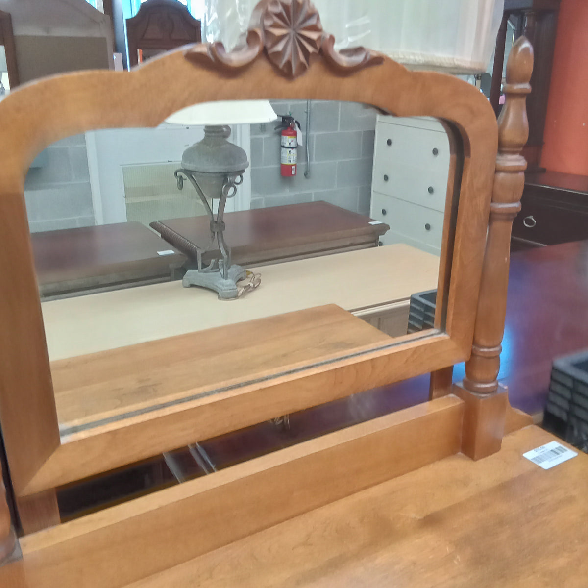 28.5"W 4-Drawer Dresser with Mirror